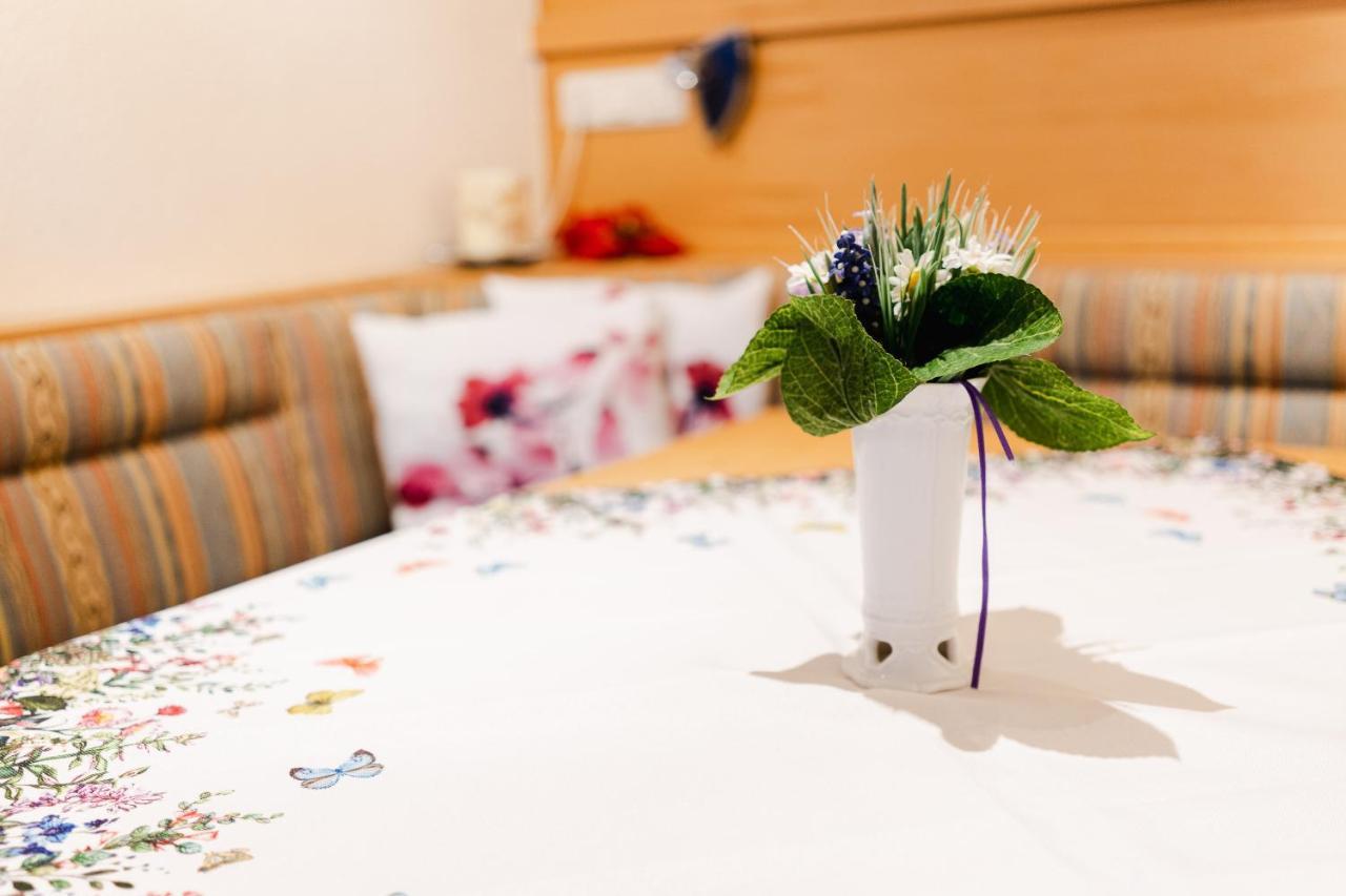 Heimeliges Apartment In Den Bergen 바트키르히하임 외부 사진